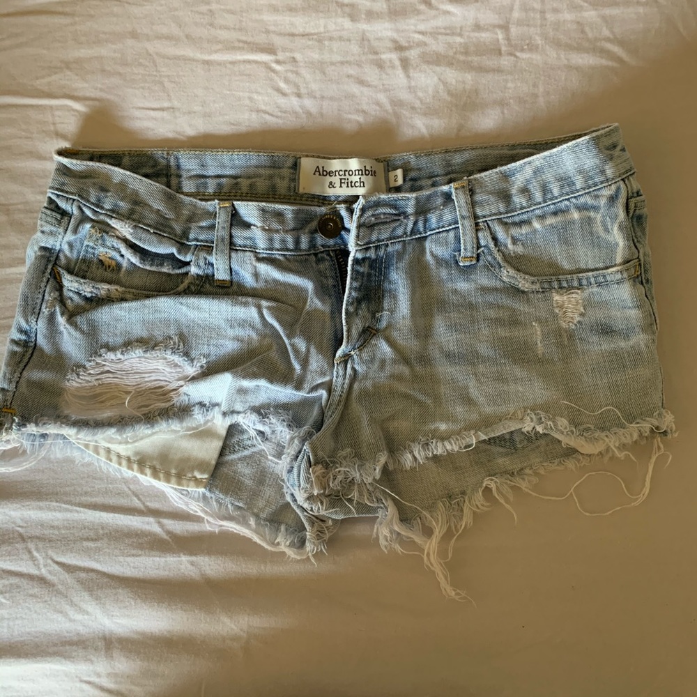Abercrombie frayed mini shorts